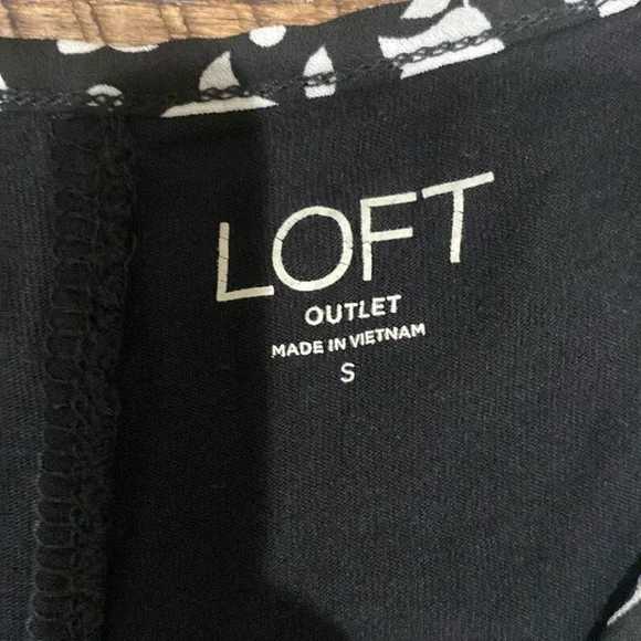 Loft Top - Picture 2 of 3